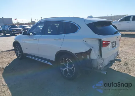 2018 BMW X1 xDrive28I z USA, uszkodzony, nr VIN WBXHT3C37J5F92654